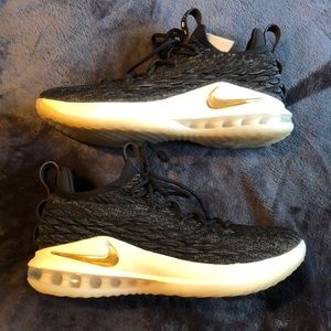 Nike Lebron XV Low Black Size 10.5